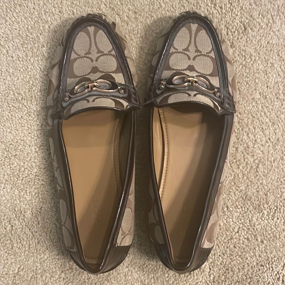 EUC Coach Loafers Size 10